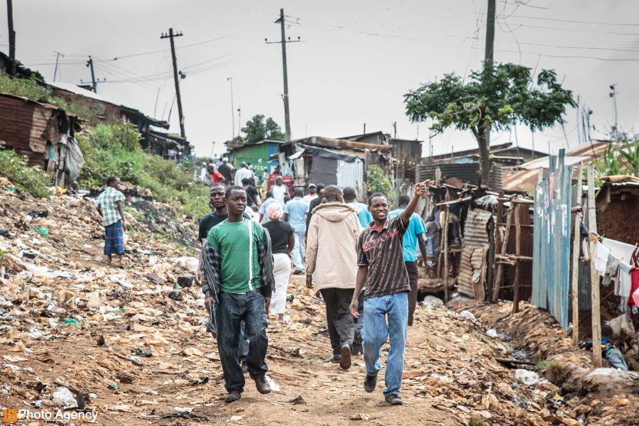 streets-of-kibera-people-walking – Kibera UK